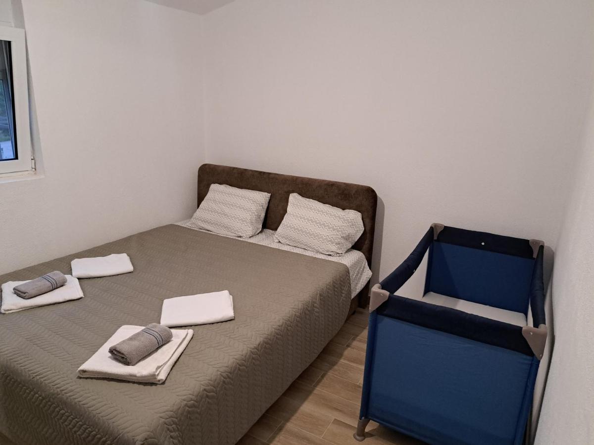 Apartmani Emma Kotor Exterior photo